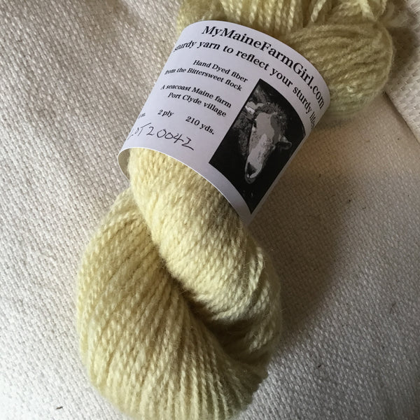 I love the variety of Daffodils, especially the soft, warm yellows. 2 ply mule spun with plenty of twist and loft.